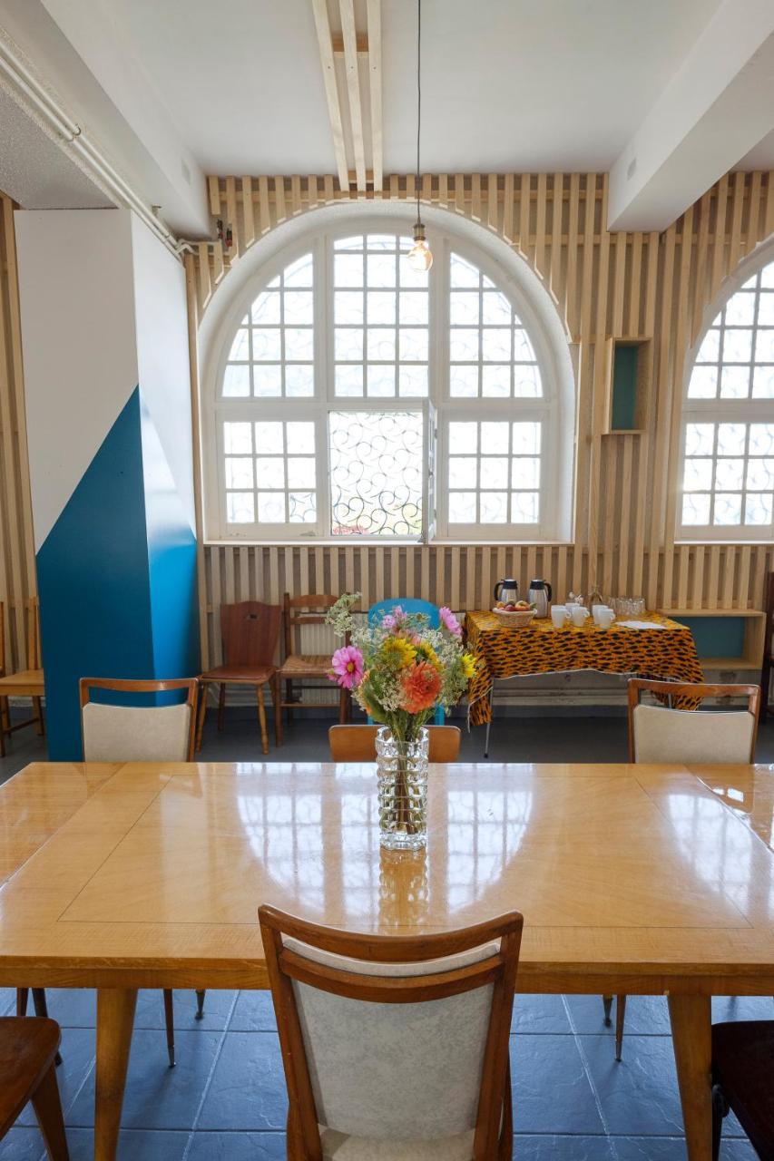 Auberge La Maison Montreau Montreuil  Eksteriør billede